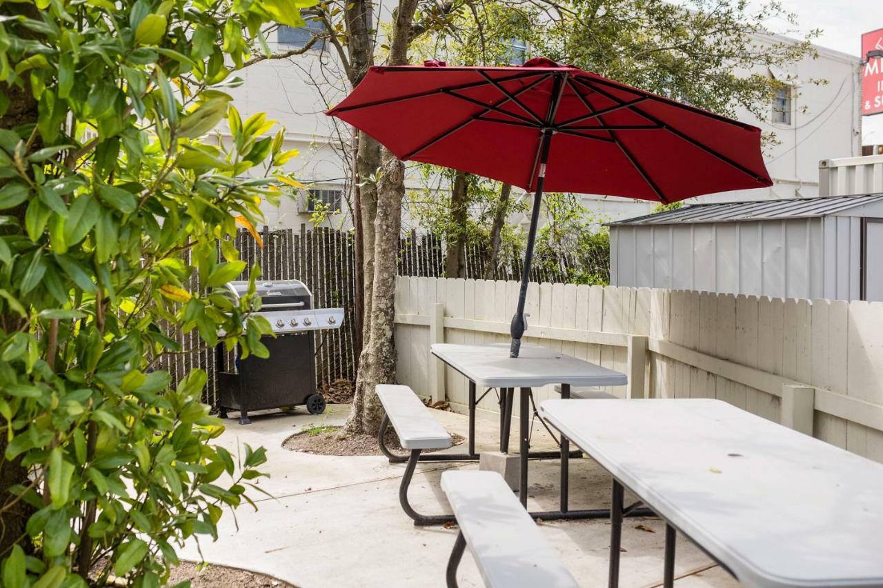 Merit Inn And Suites Beaumont Bagian luar foto